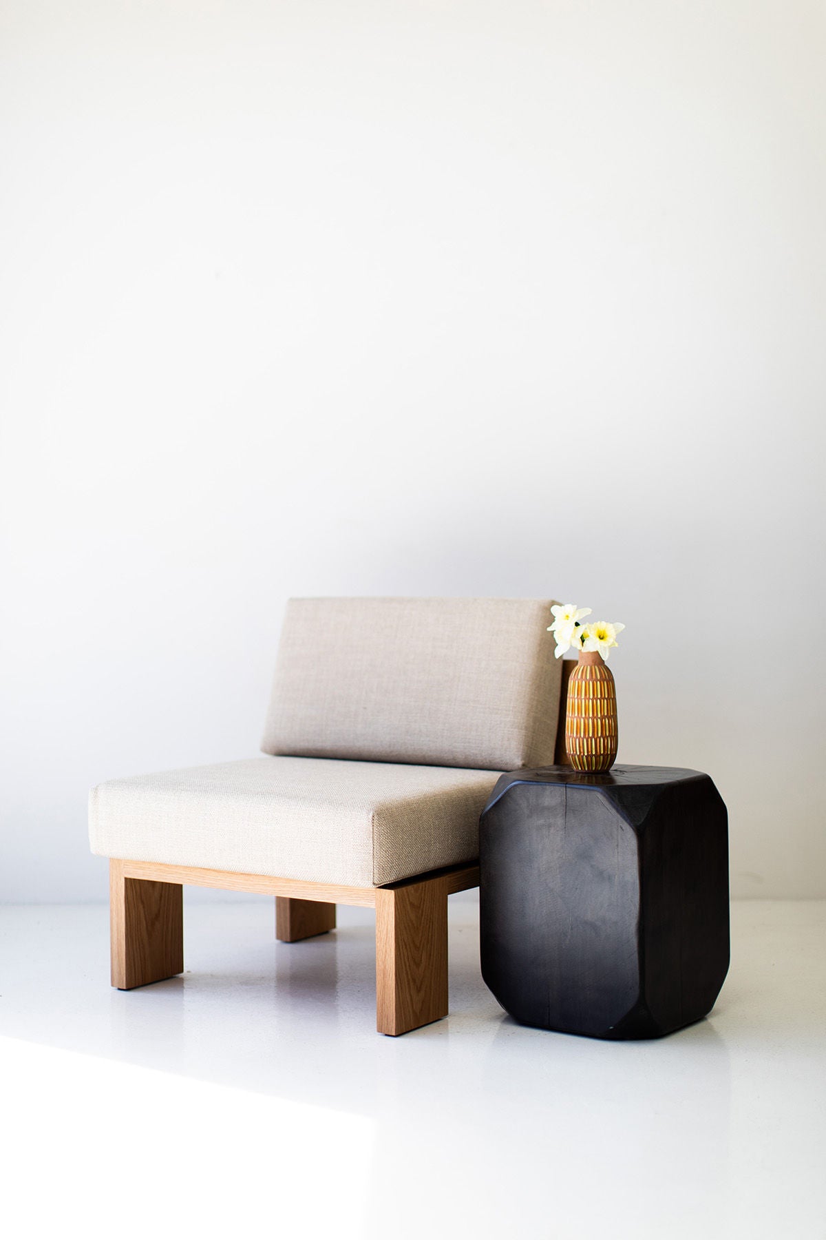 Large-Dublin-Side-Table-Solid-Maple-03