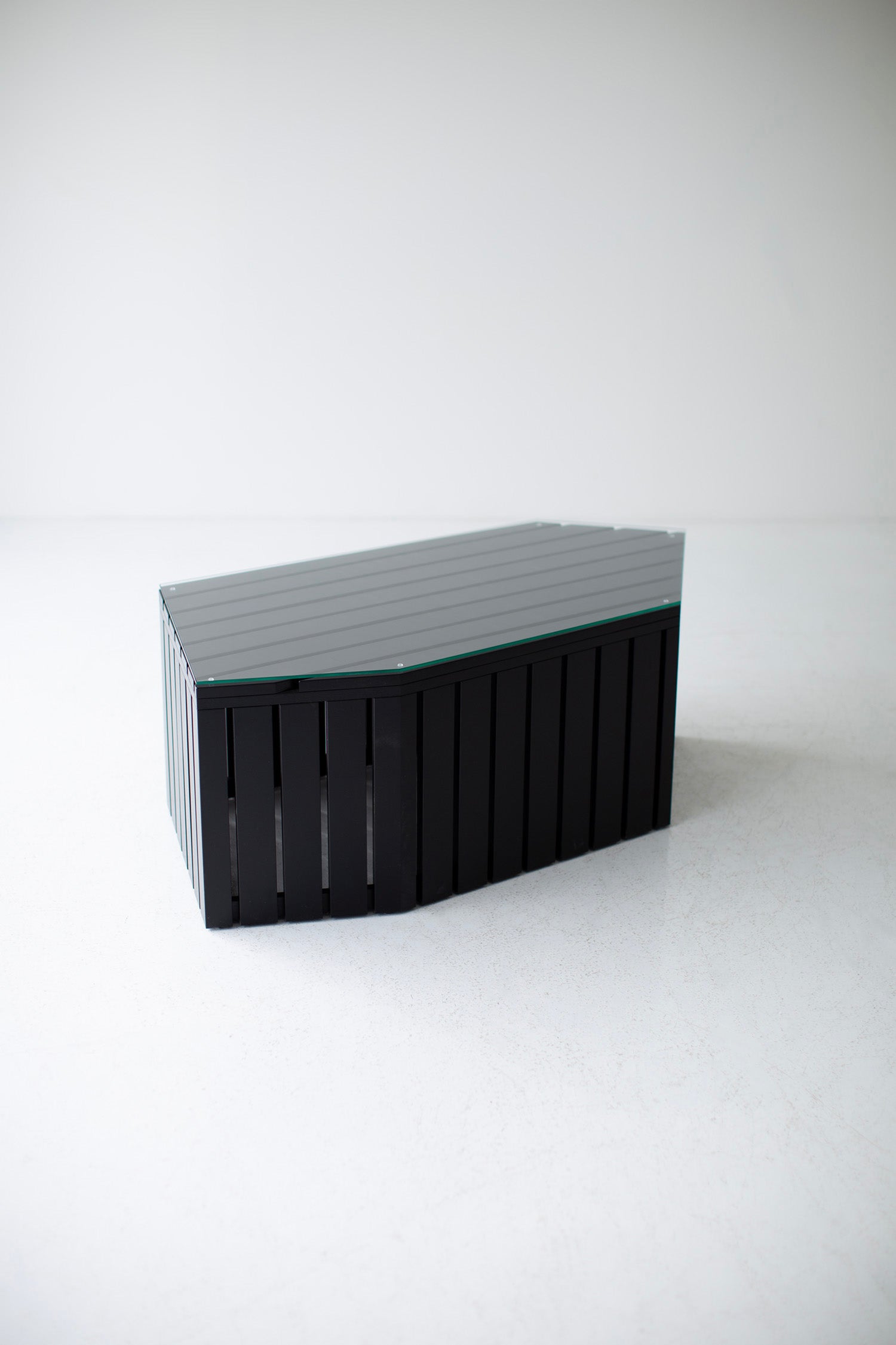 Modern-Patio-Furniture-Crag-Coffee-Table-08