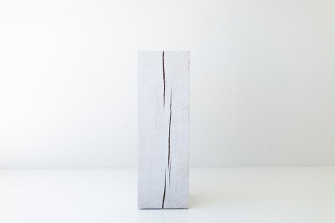 Modern-Pedestal-Display-Stand-White-01