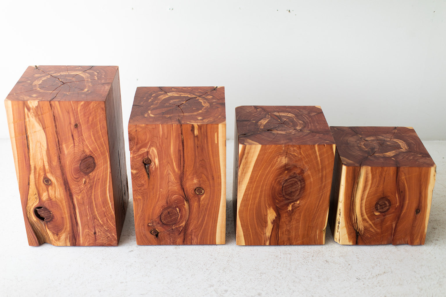 Outdoor-Wood-Side-Tables-1521-08