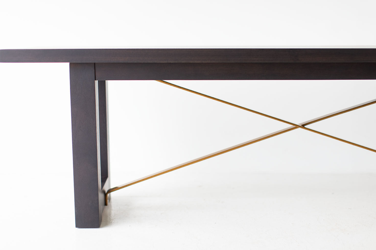 Modern-Bench-Black-Brass-02
