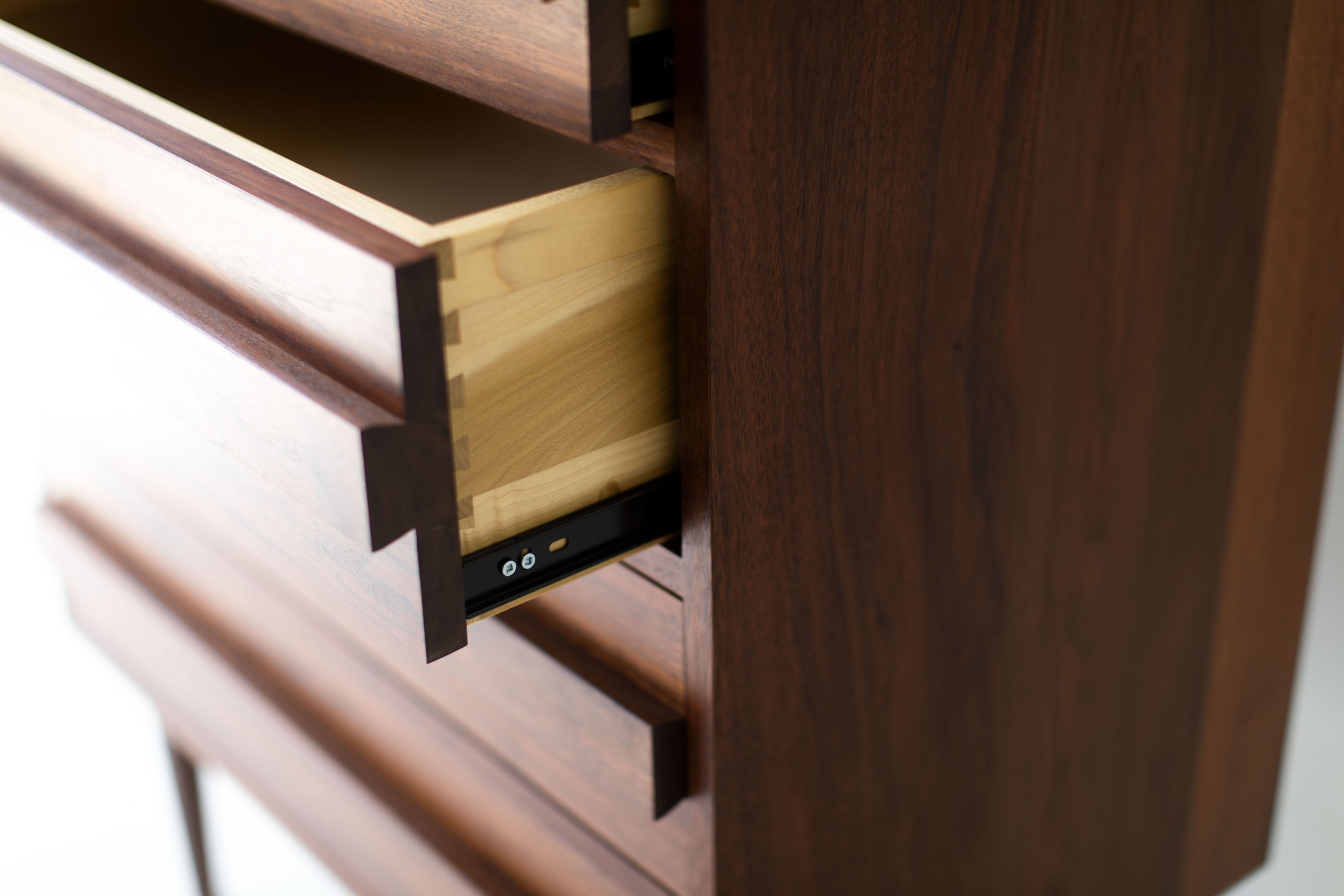Modern-Dresser-Version-2-04