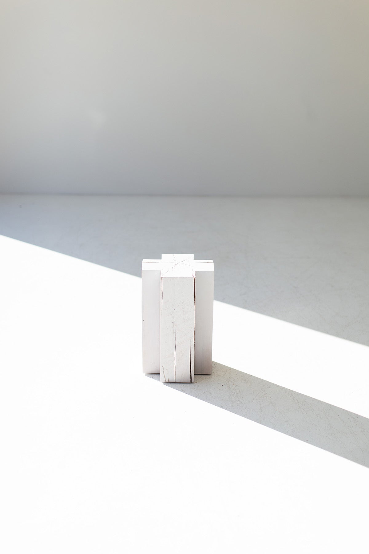 Modern-Side-Table-Lennon-08