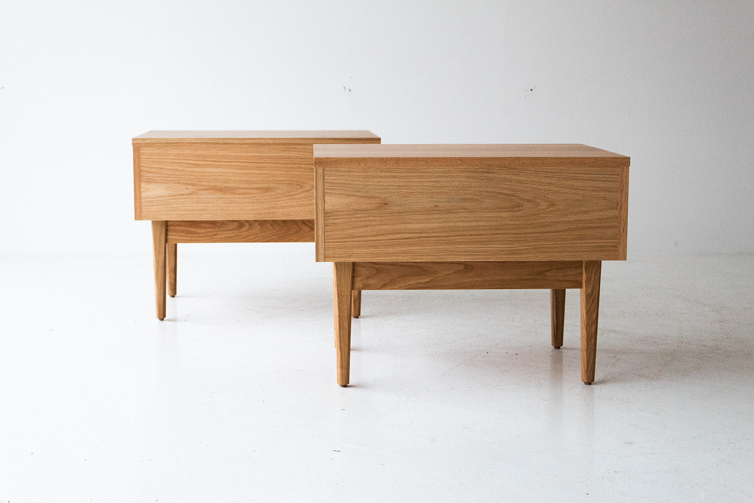 Modern-White-Oak-Nightstands-06