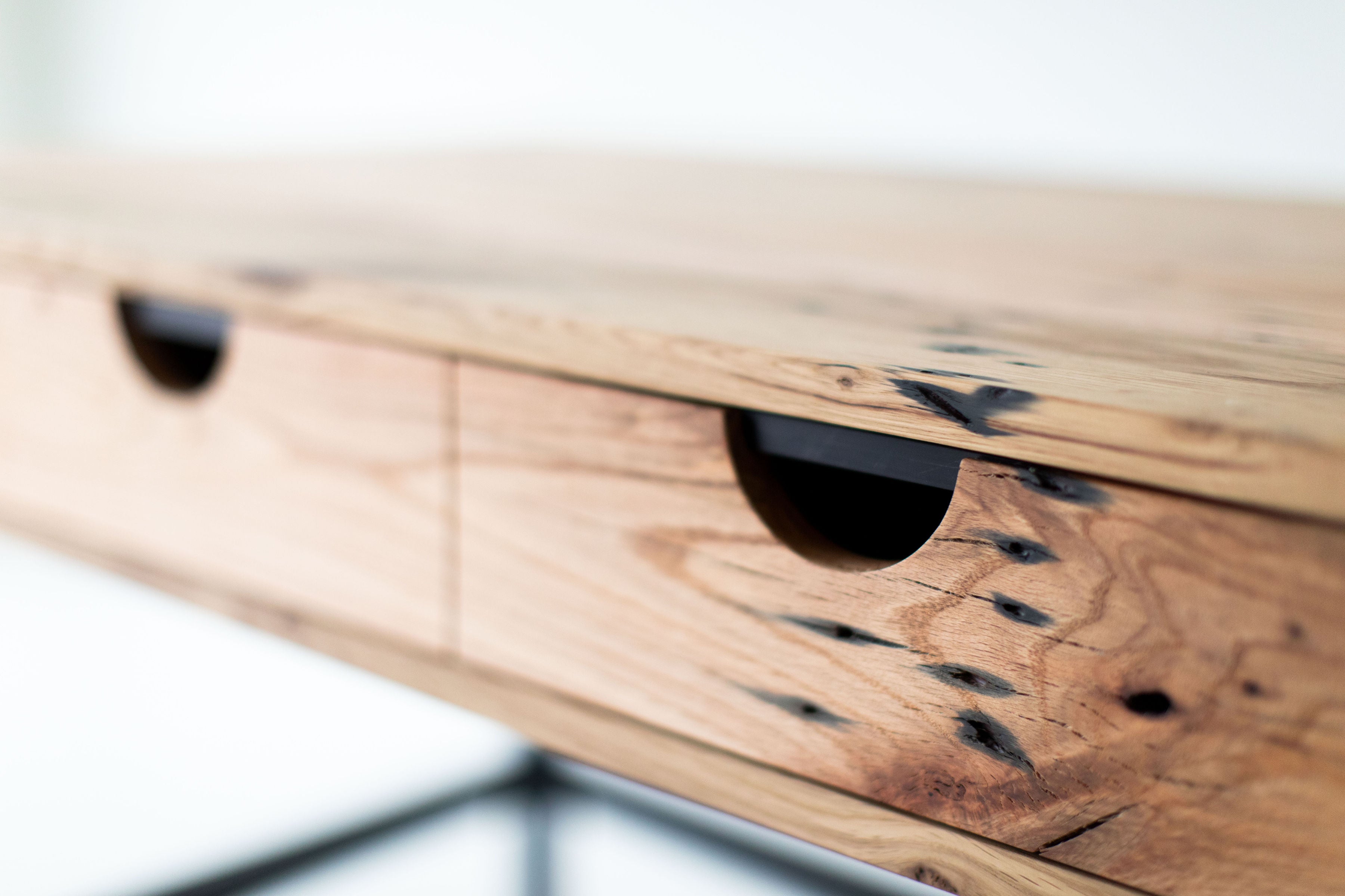 Simple-Modern-Desk-Cali-Collection-06