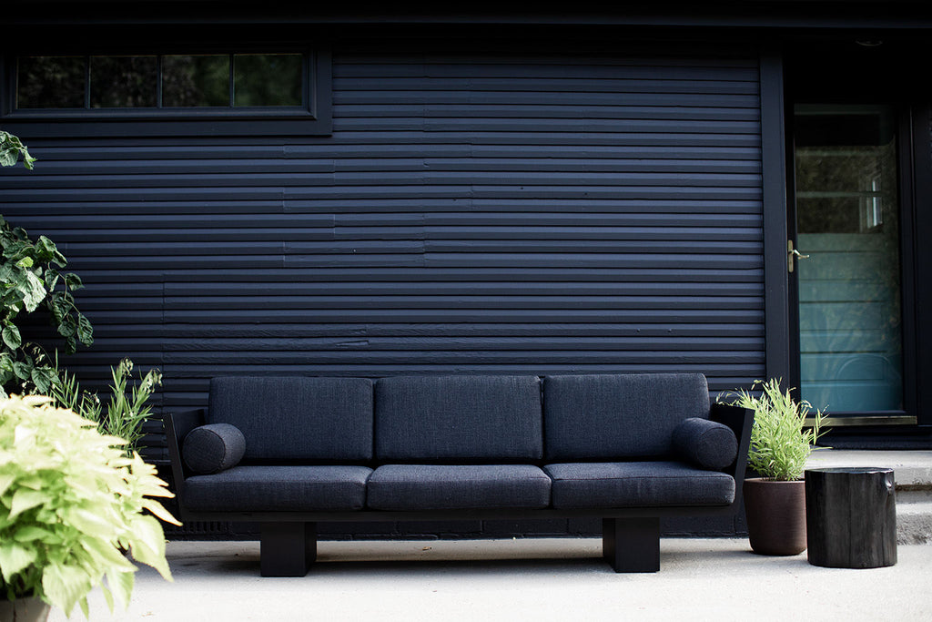 Suelo-Modern-Outdoor-Sofa-01