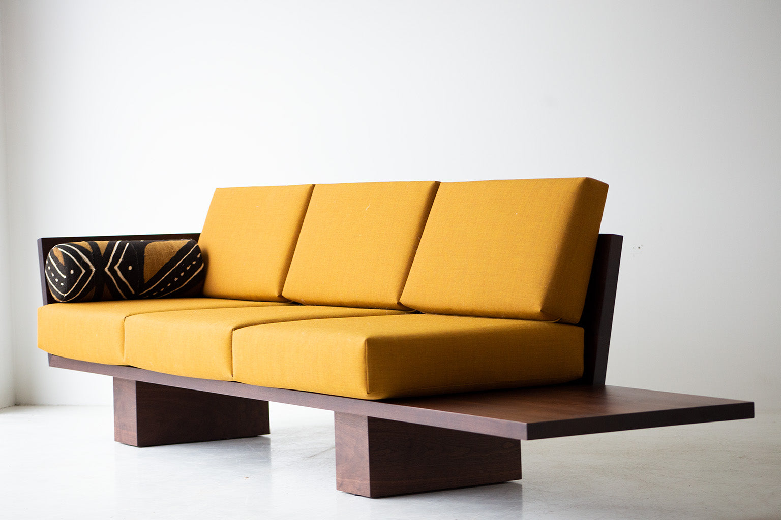 Suelo-Modern-Wood-Sofa-Solid-Walnut-01