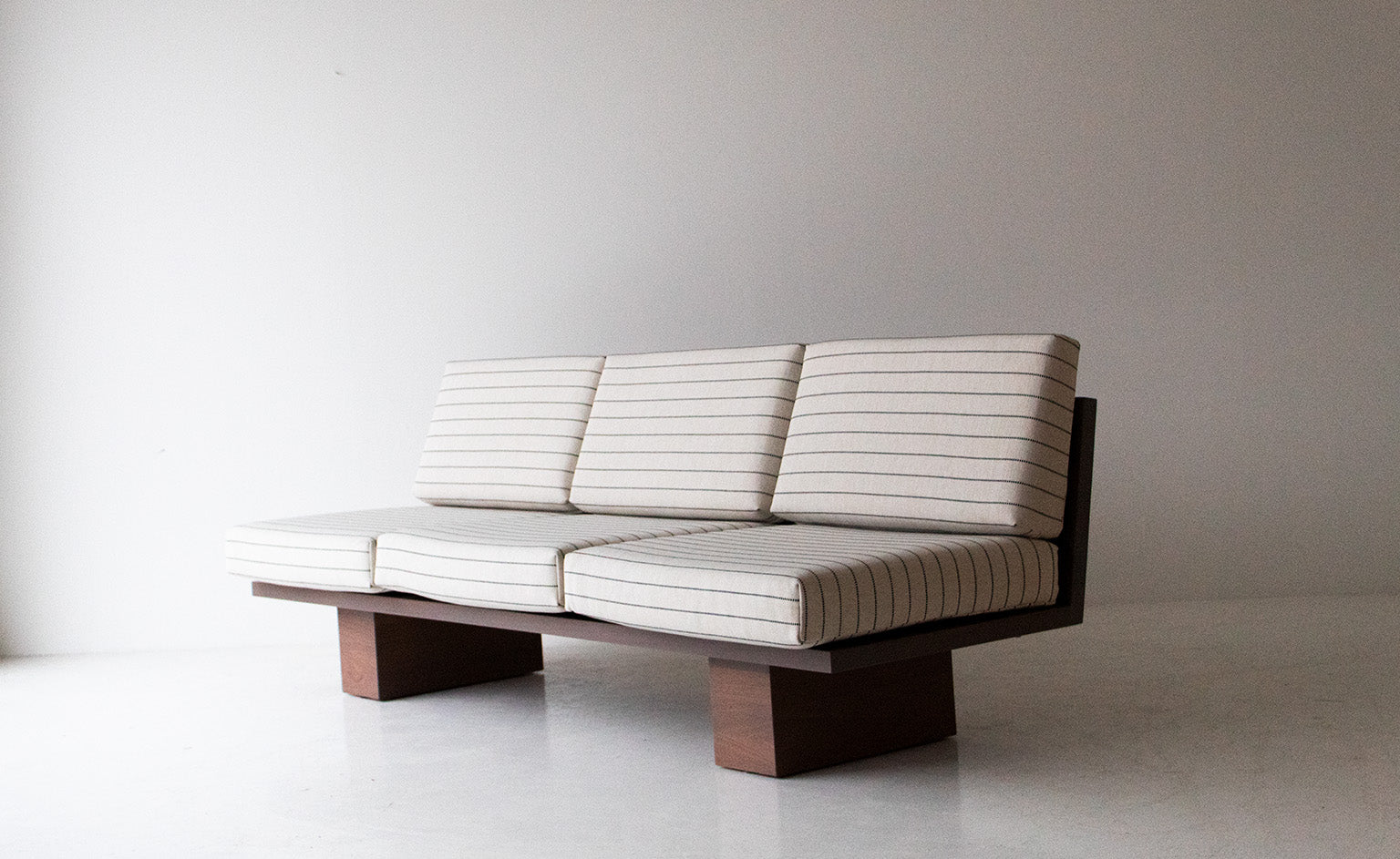 Suelo-Outdoor-Armless-Sofa-06