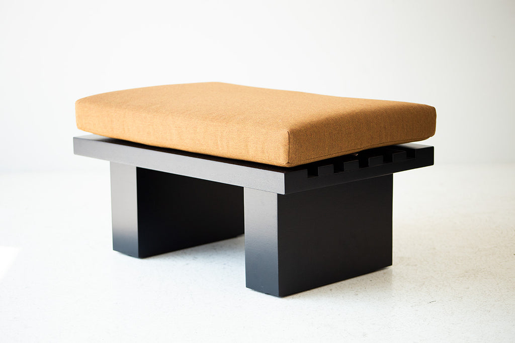 Suelo-Slatted-Outdoor-Ottoman-01