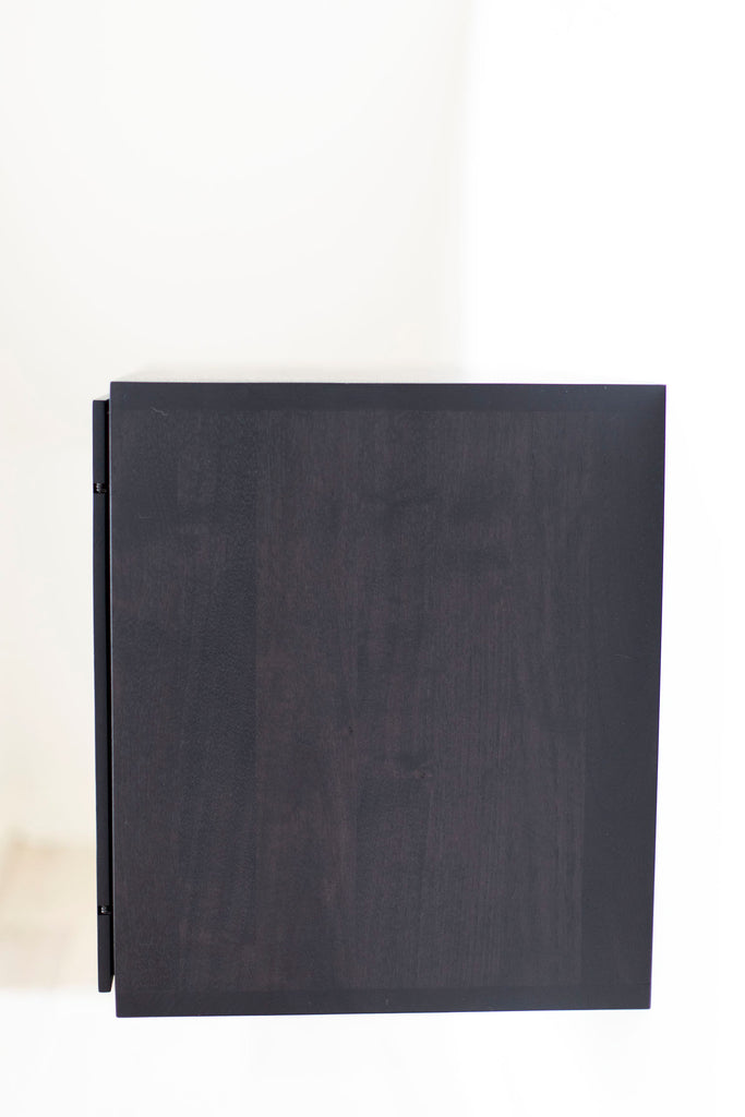 floating-side-table-07