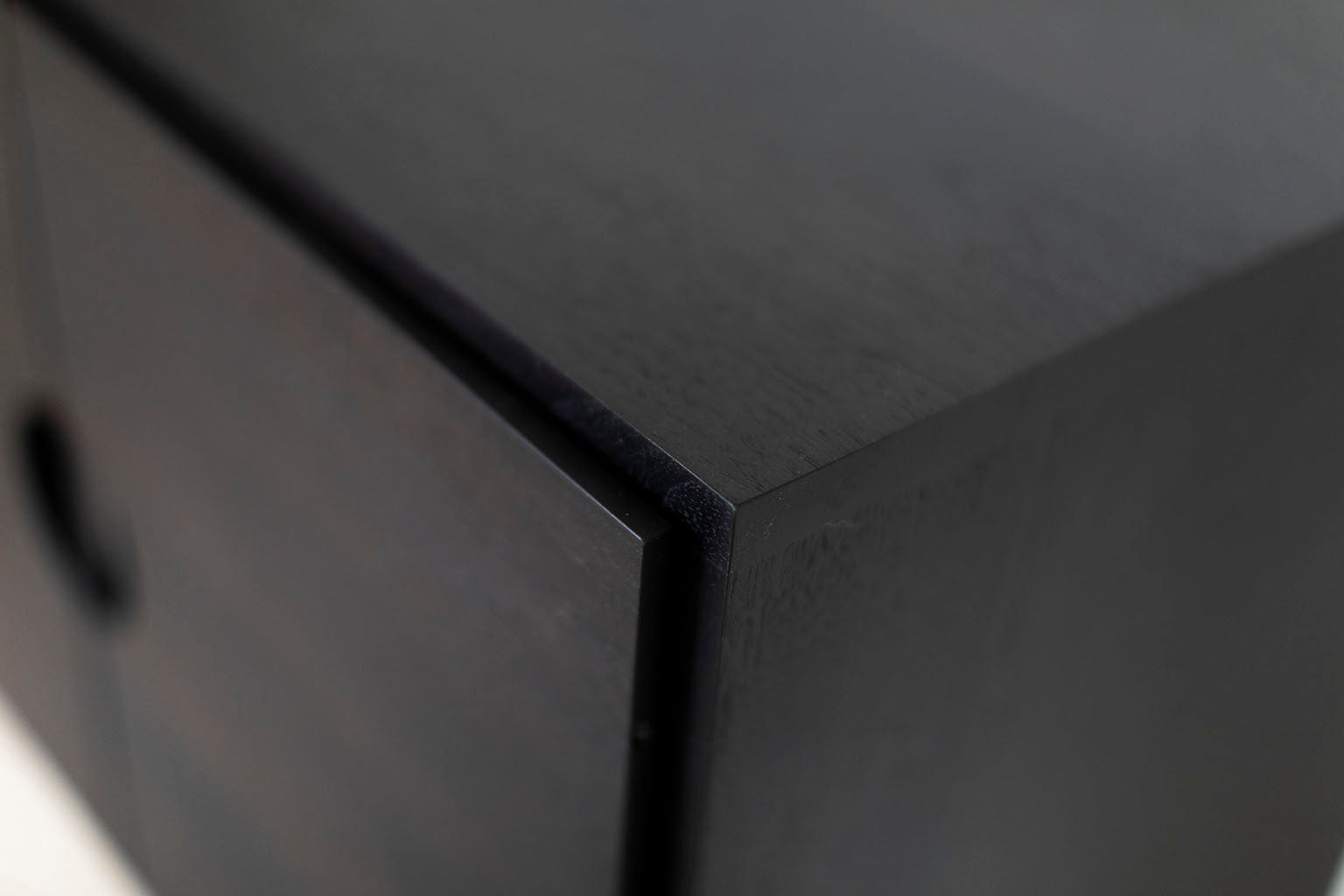 floating-side-table-08