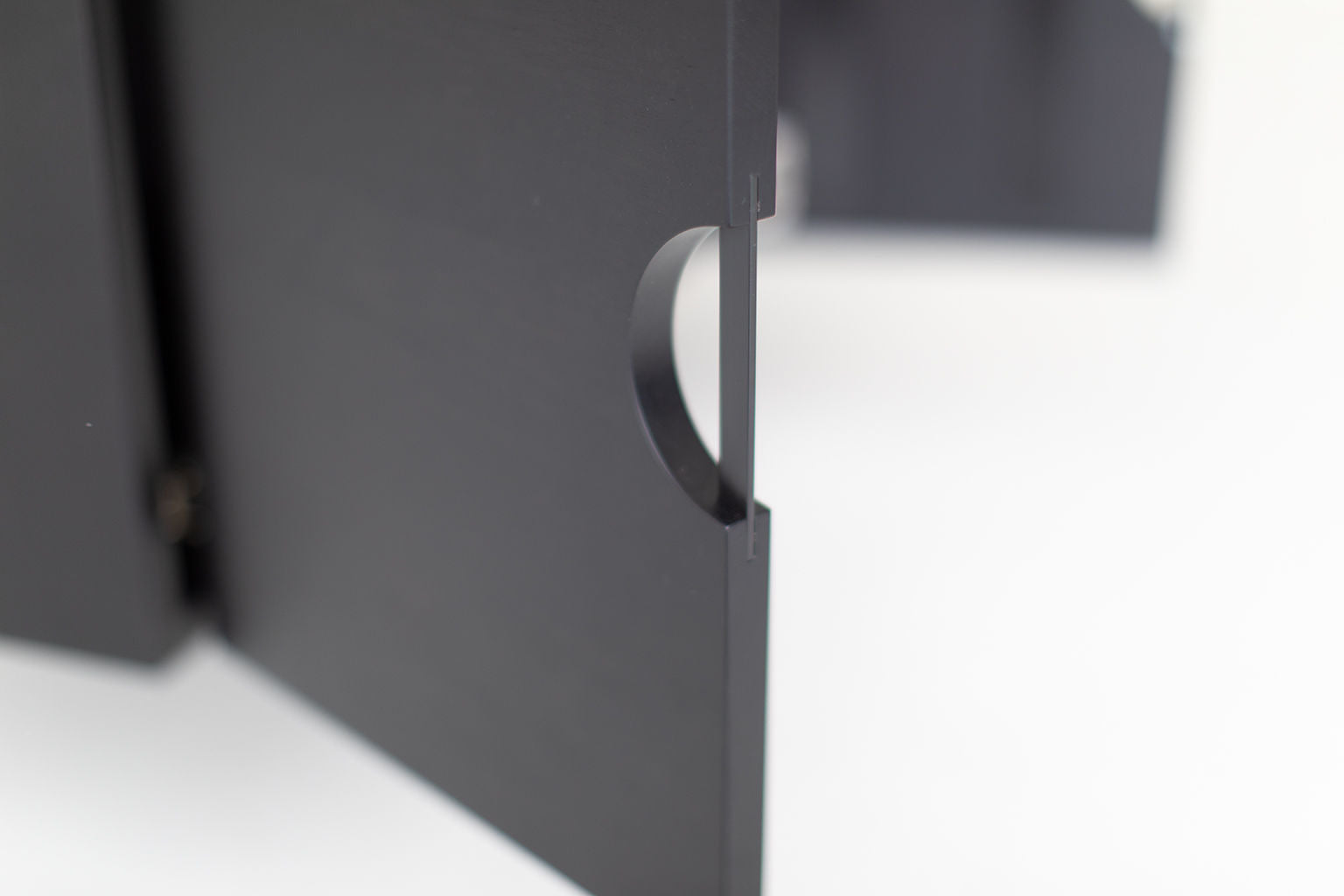 floating-storage-cabinet-11