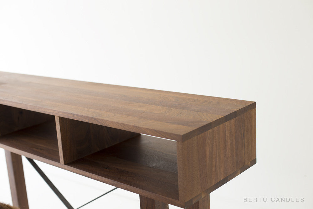 modern-console-1016-03