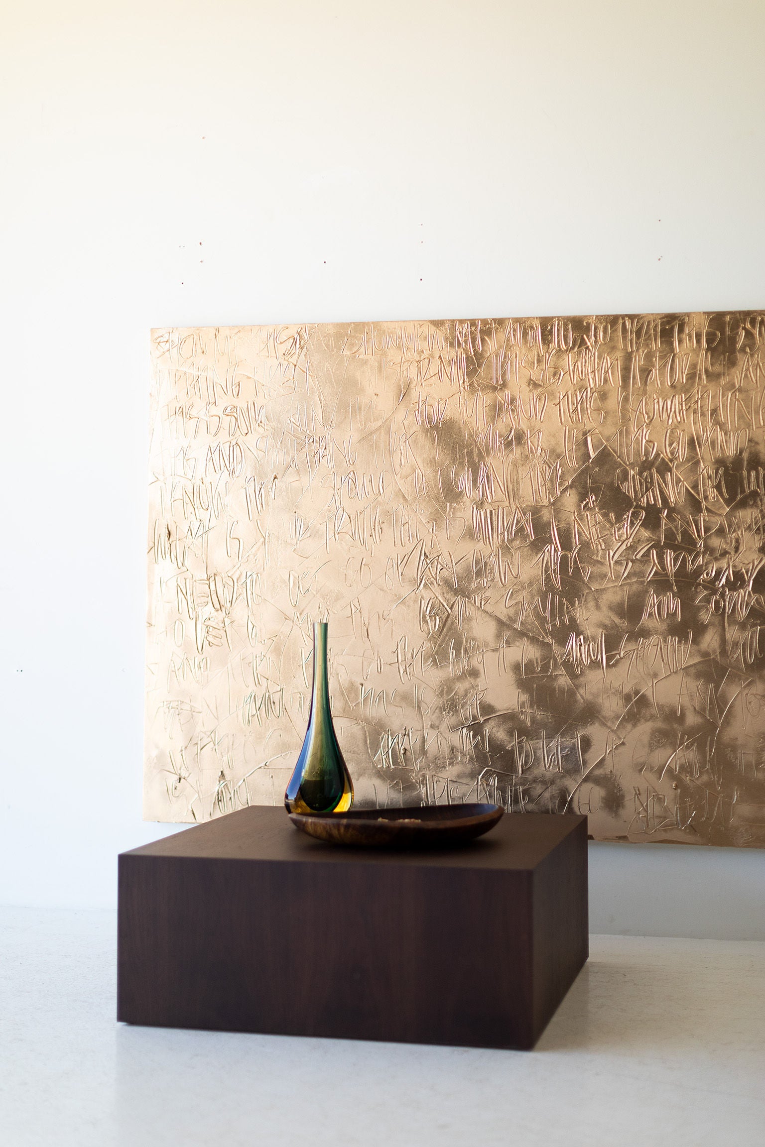 modern-walnut-coffee-table-03