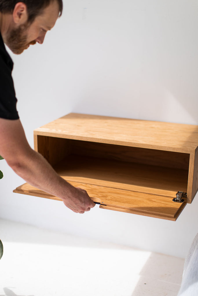 simple-floating-nightstand-07