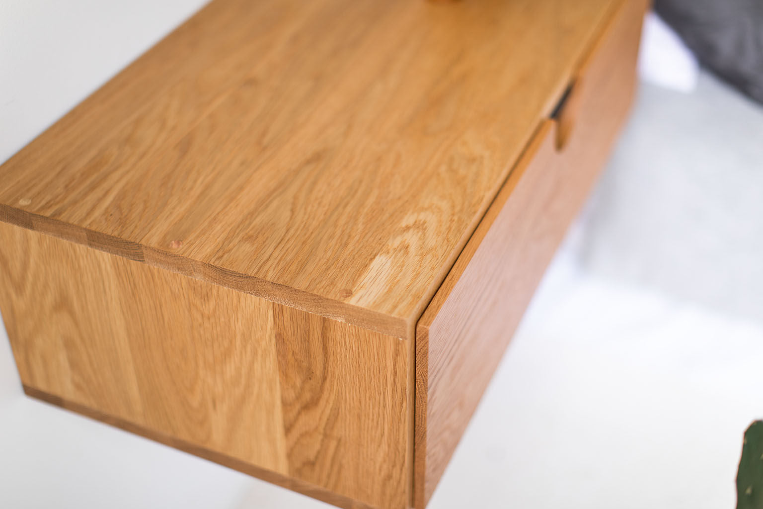 simple-floating-nightstand-09