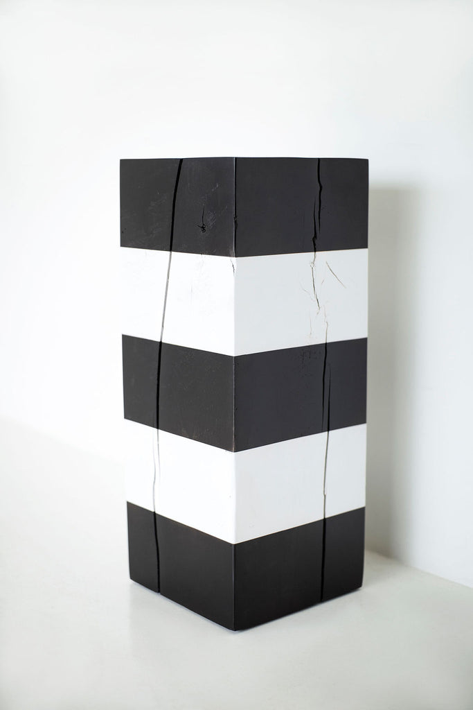 Black White Art Pedestal, Image 08