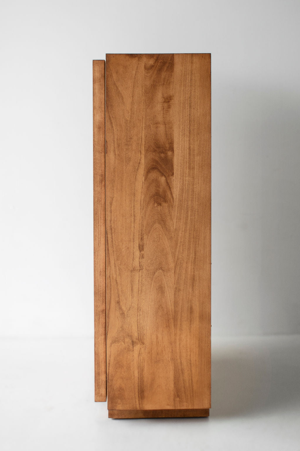 Carsen Cabinet Maple, Image 08