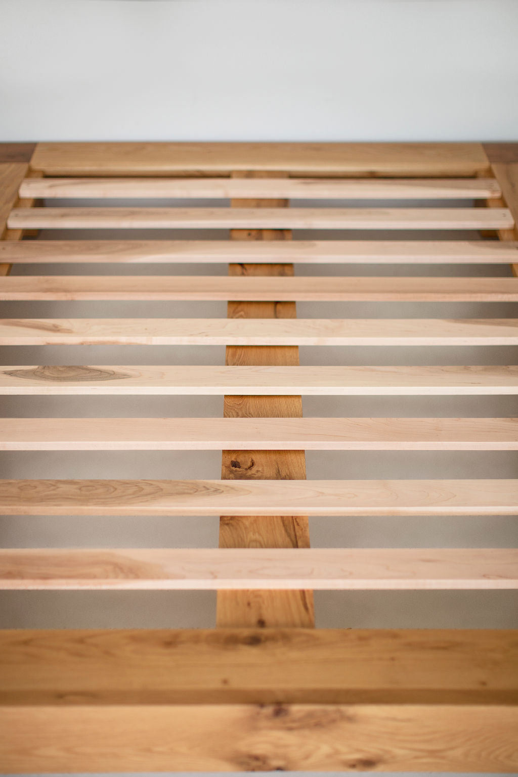Ithaca Platform Bed Rustic White Oak, image 06
