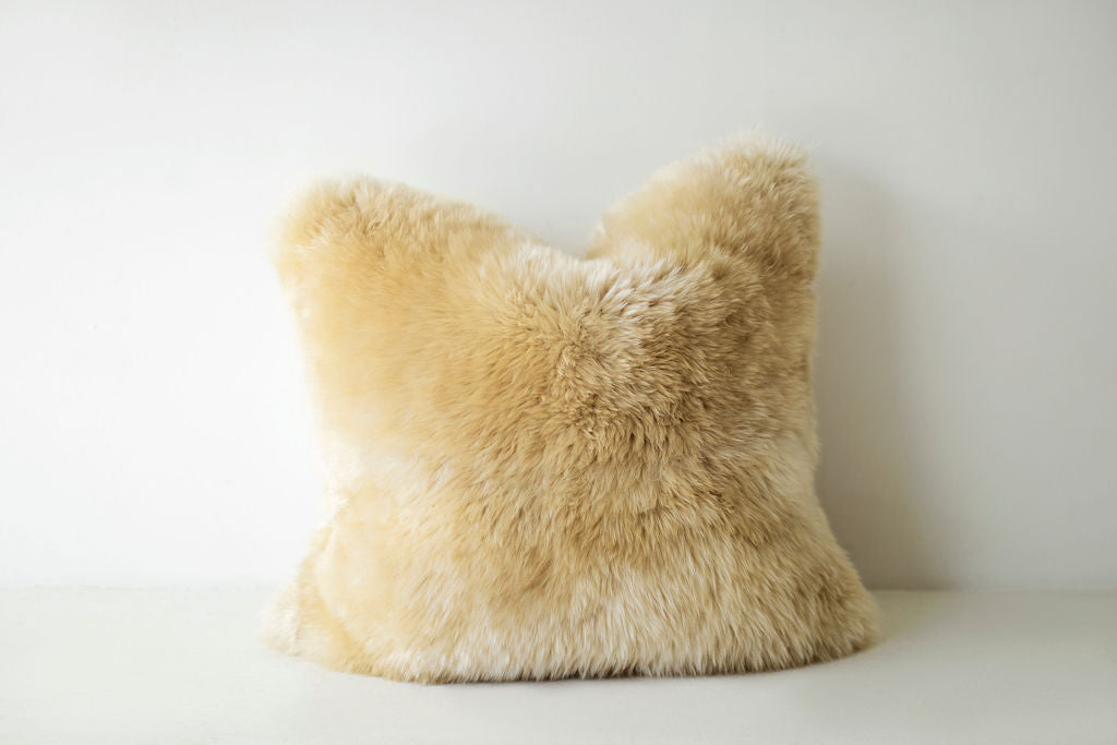 Large Sheepskin Pillow, image 01