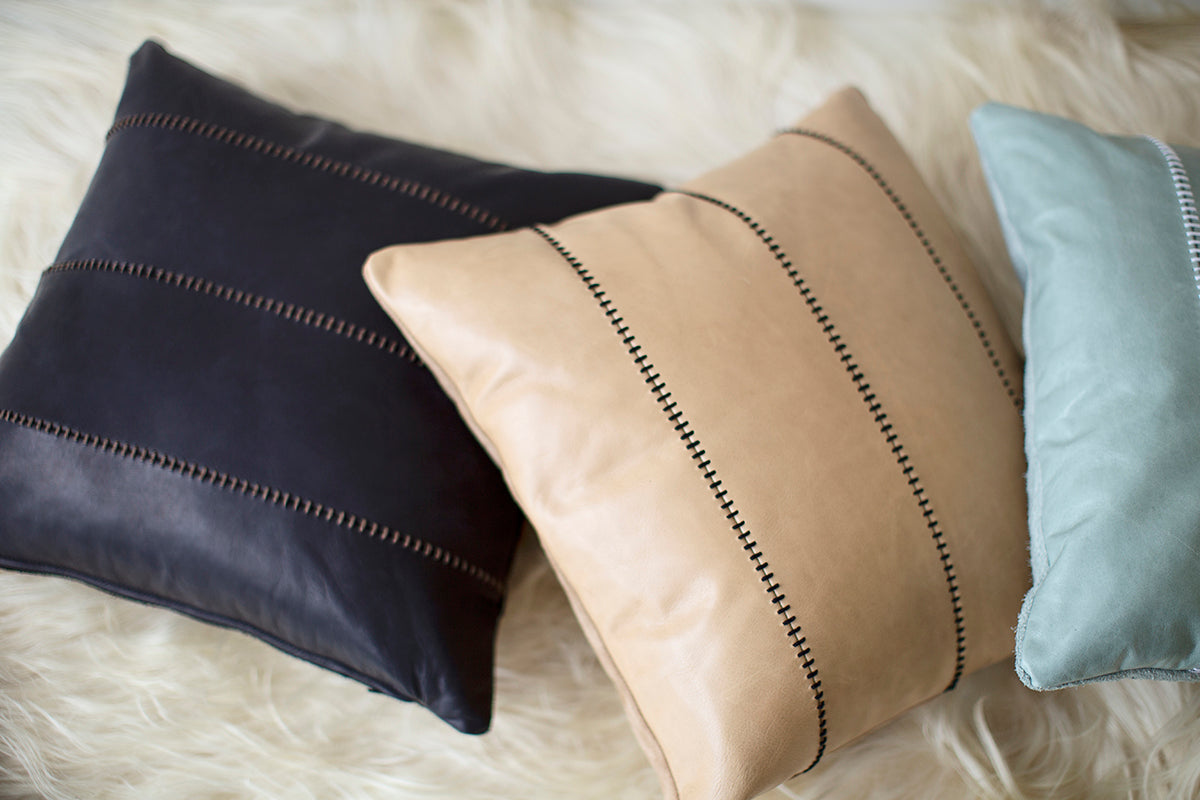 Leather-Throw-Pillow-The-Mode-Collection-0225-07