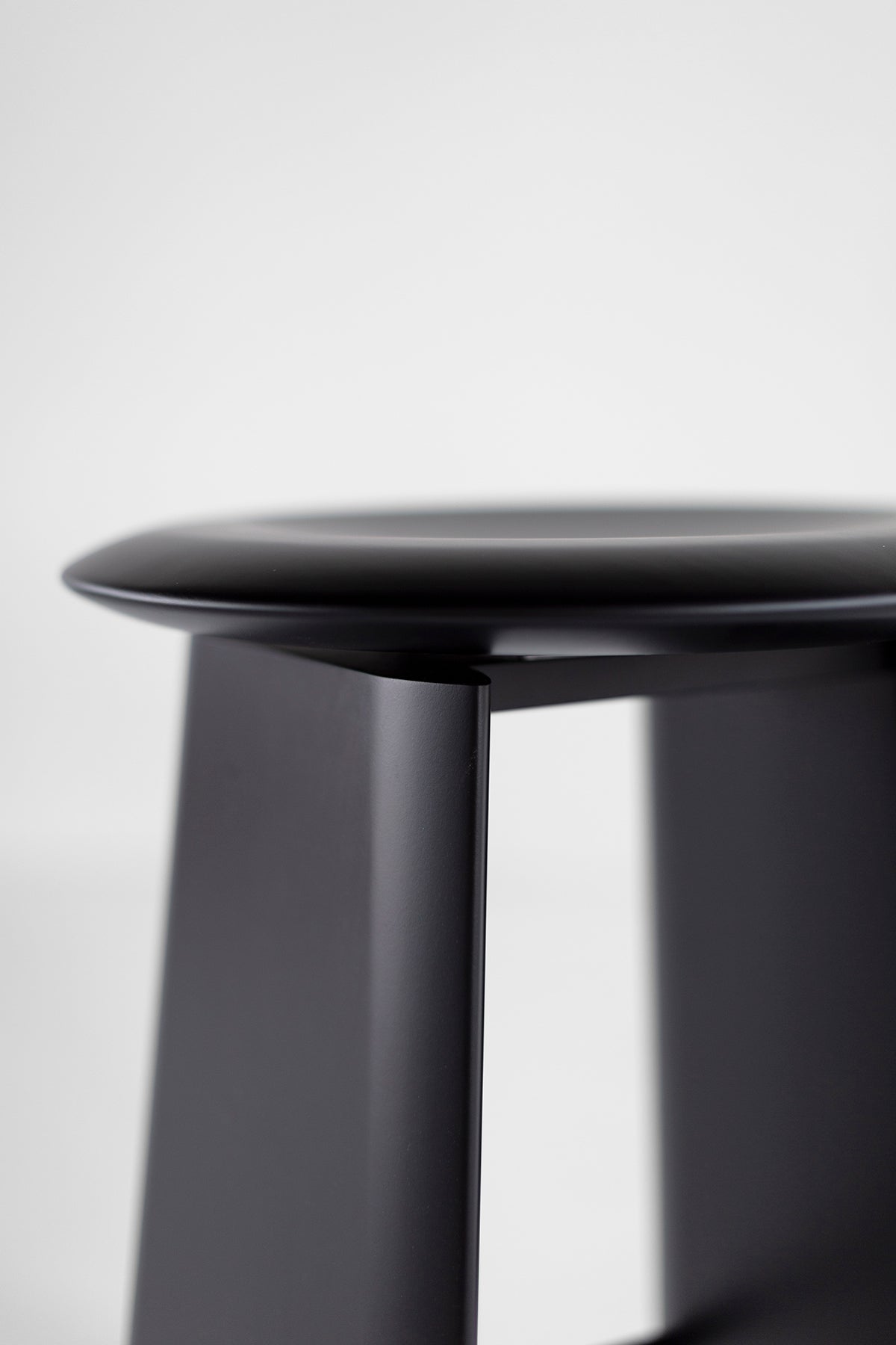 Modern-Swivel-Counter-Stool-Soba-06