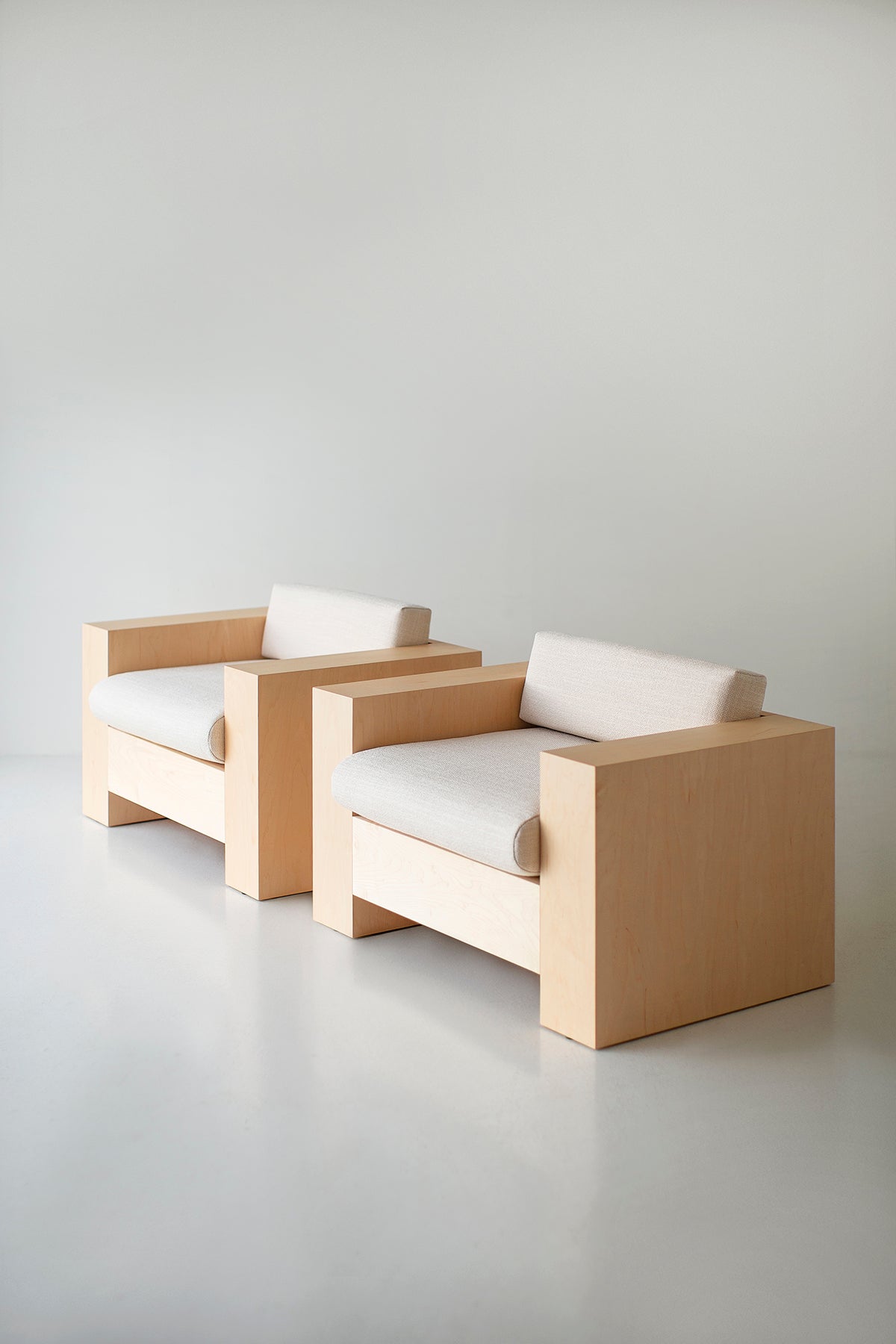 Mondo-Arm-Chair-Maple-08