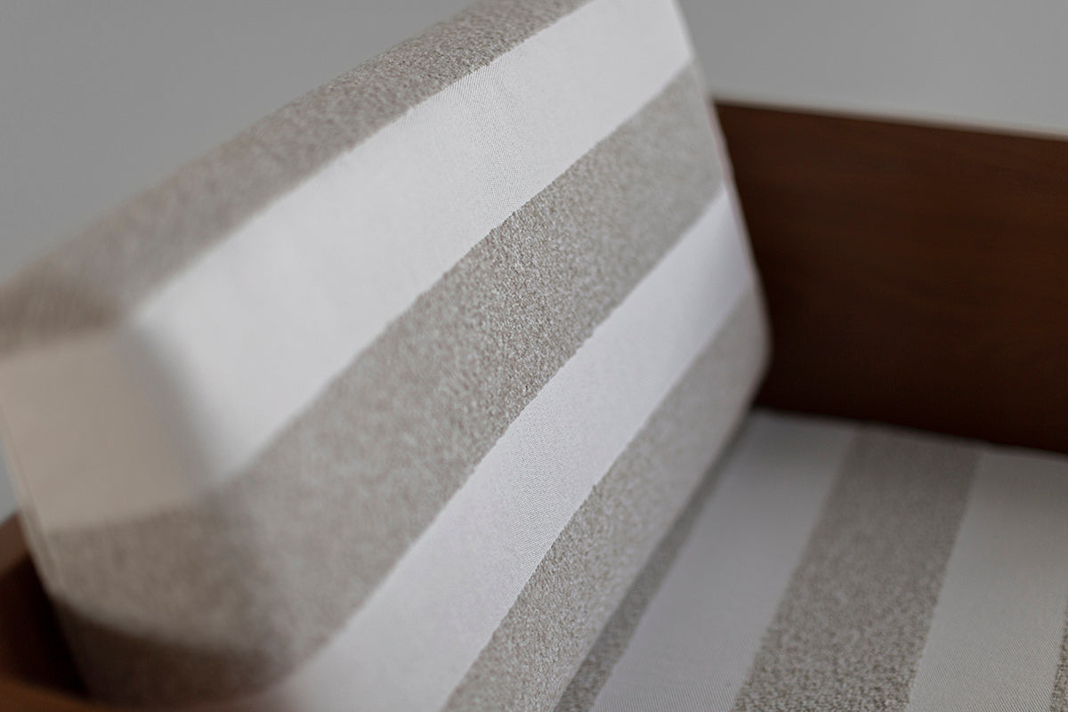 Outdoor-Lounge-Chair-Striped-Fabric-Suelo-04