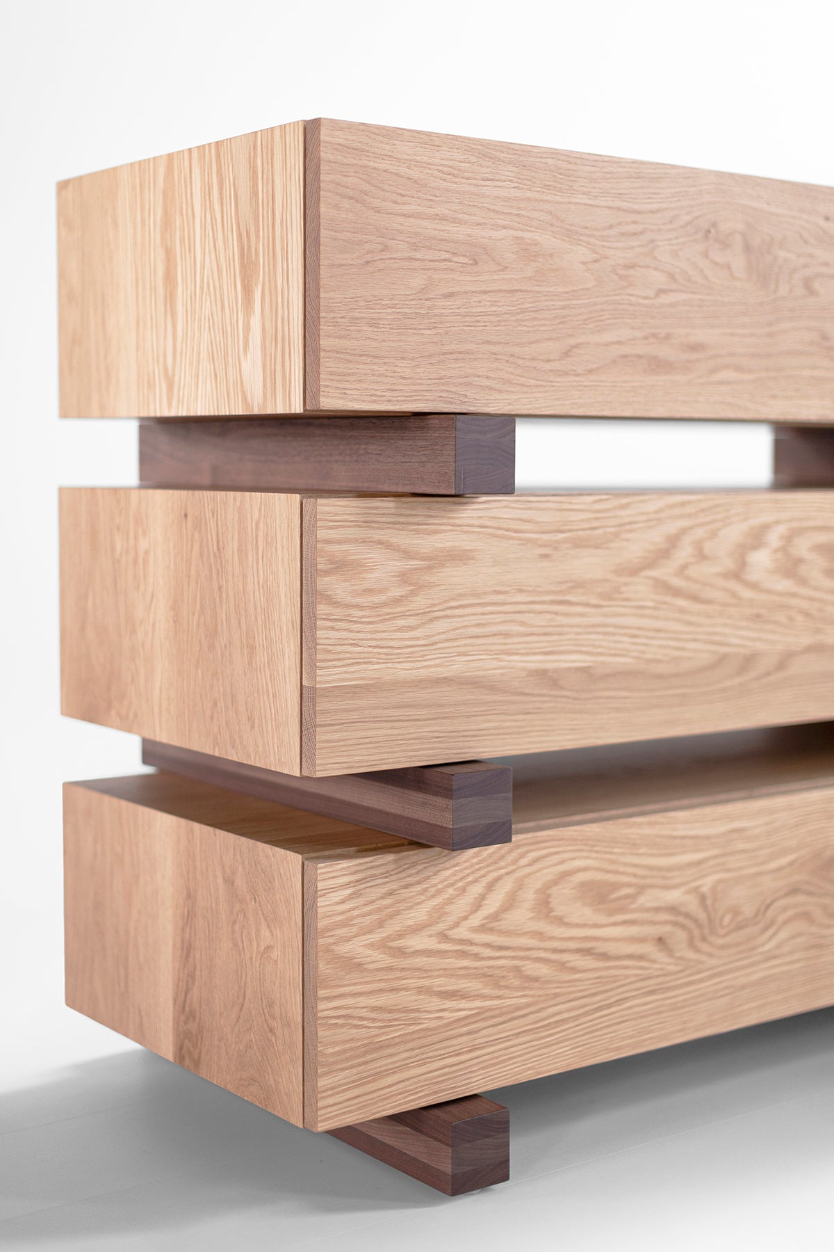 Santa-Fe-Small-Dresser-White-Oak-06