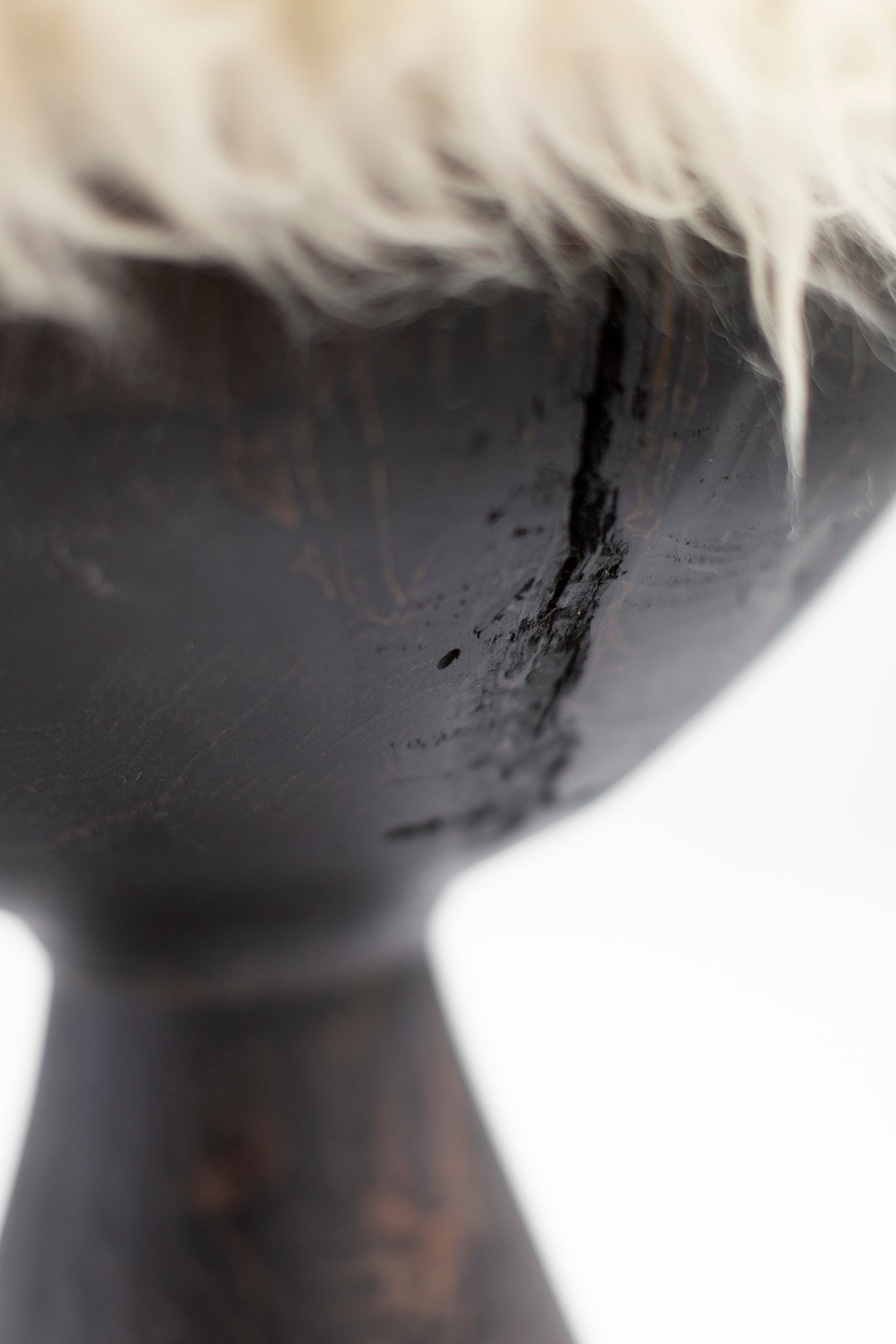 Small-Boca-Stool-Sheepskin-Aged-Finish-04