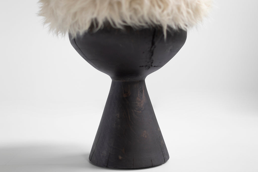 Small-Boca-Stool-Sheepskin-Aged-Finish-09