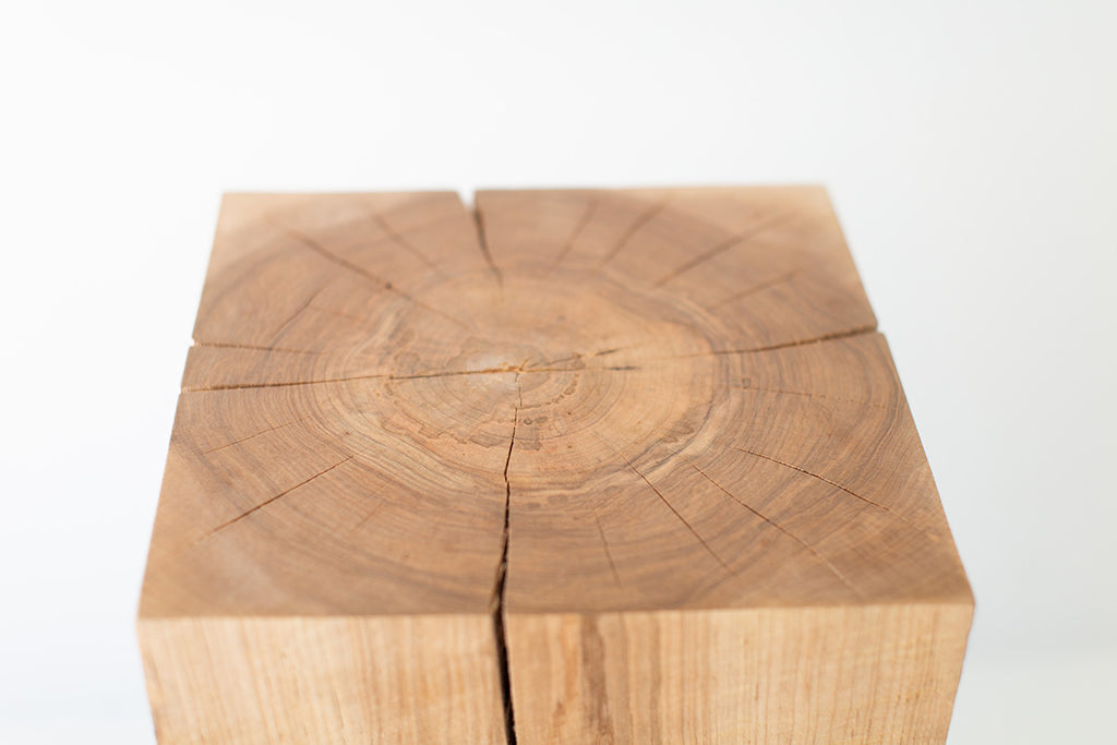 Solid-Wood-Art-Pedestal-03