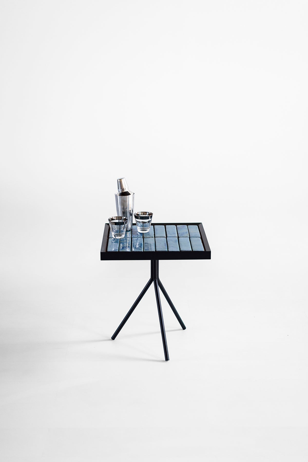 Tile-Top-End-Table-07