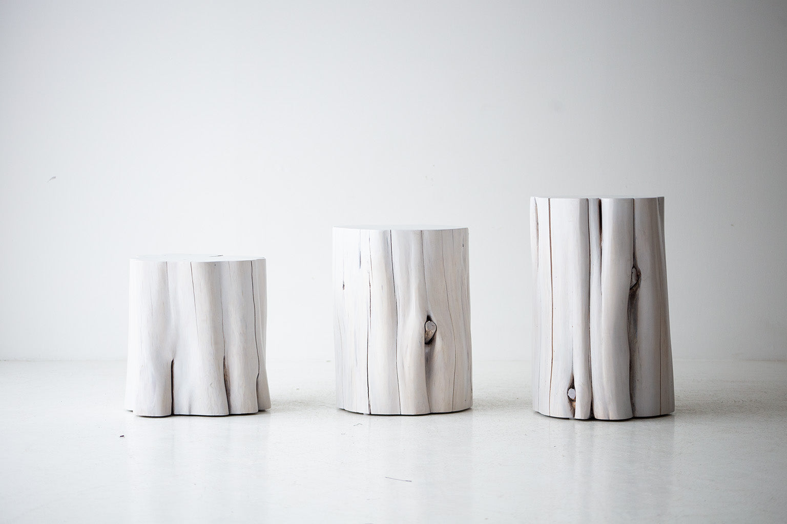 Modern-Side-Table-13_-diameter-White-Stump-01