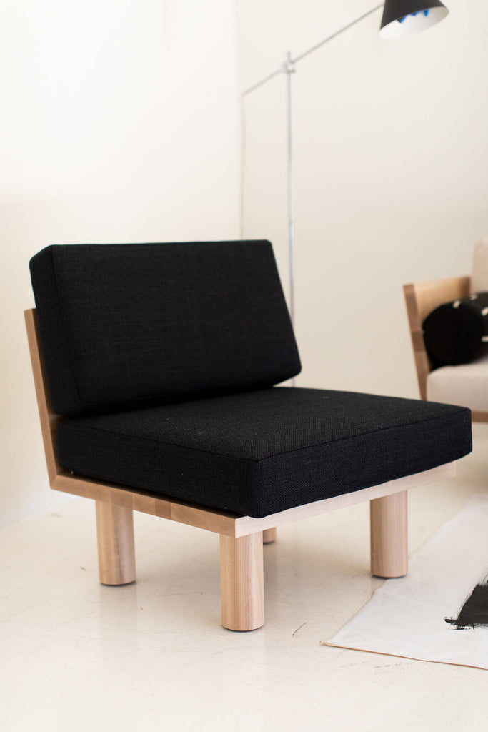 Modern-Suelo-Side-Chair-Turned-Leg-8
