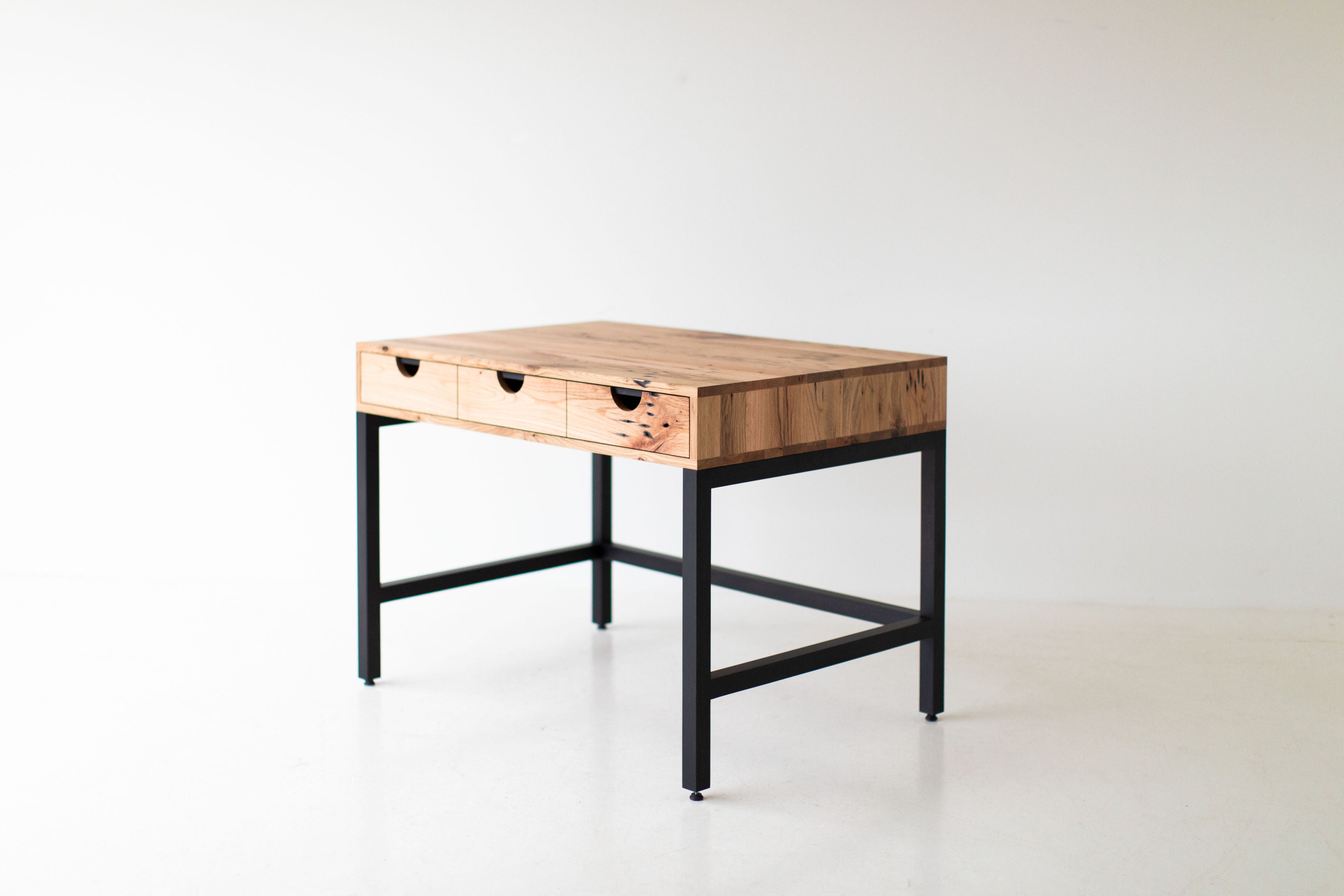 Simple-Modern-Desk-Cali-Collection-13