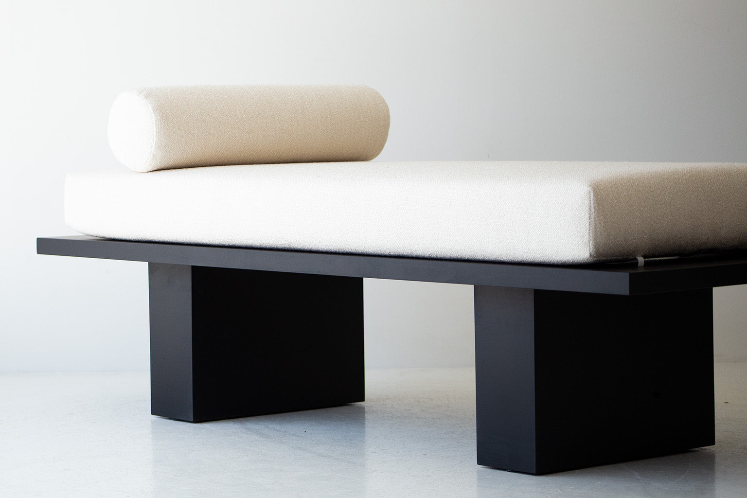 Suelo-Modern-Daybed-03