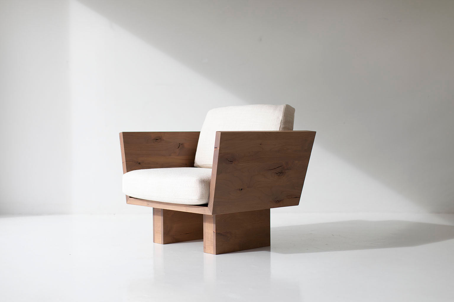 Suelo-Modern-Lounge-Chair-01