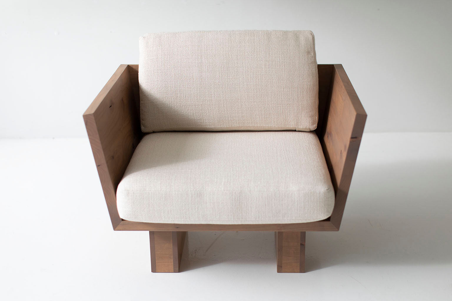 Suelo-Modern-Lounge-Chair-07