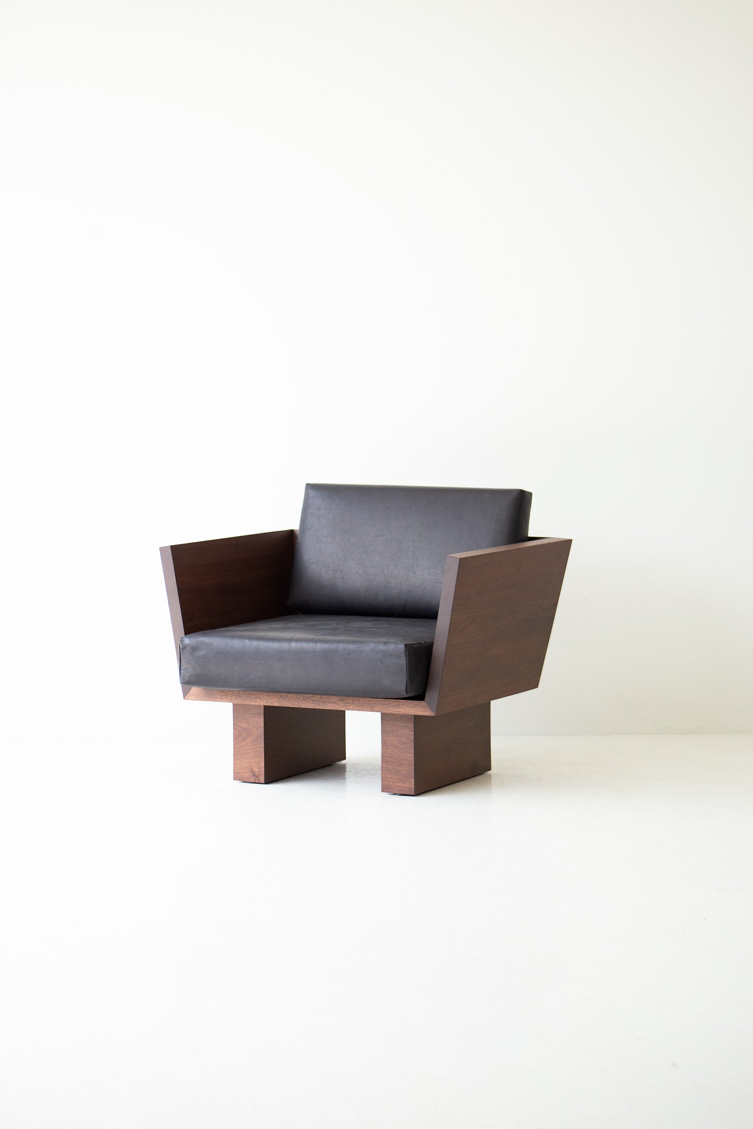 Suelo-Modern-Lounge-Chair-Walnut-07