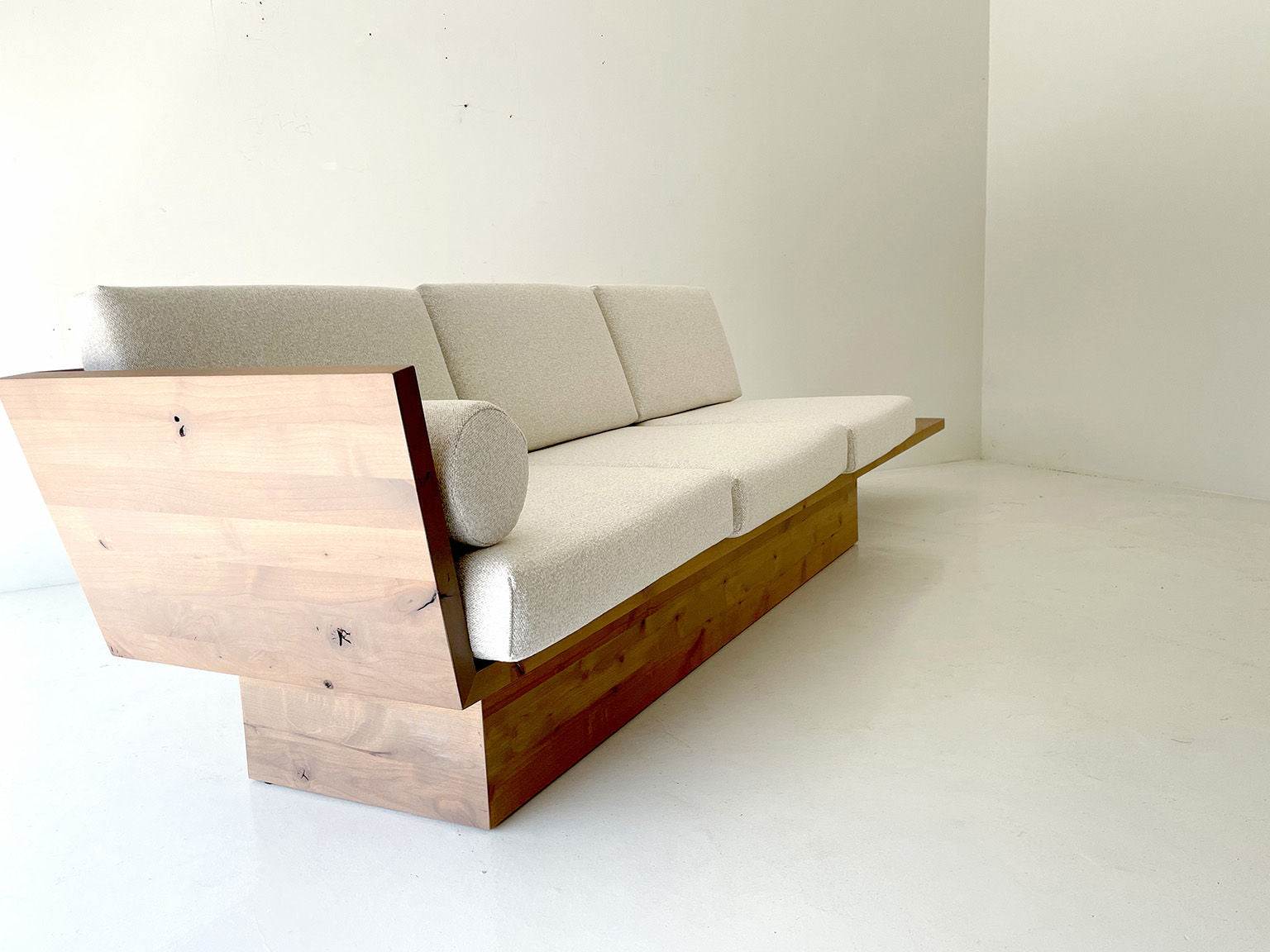 Suelo-Modern-Wood-Sofa-Plinth-Base-04