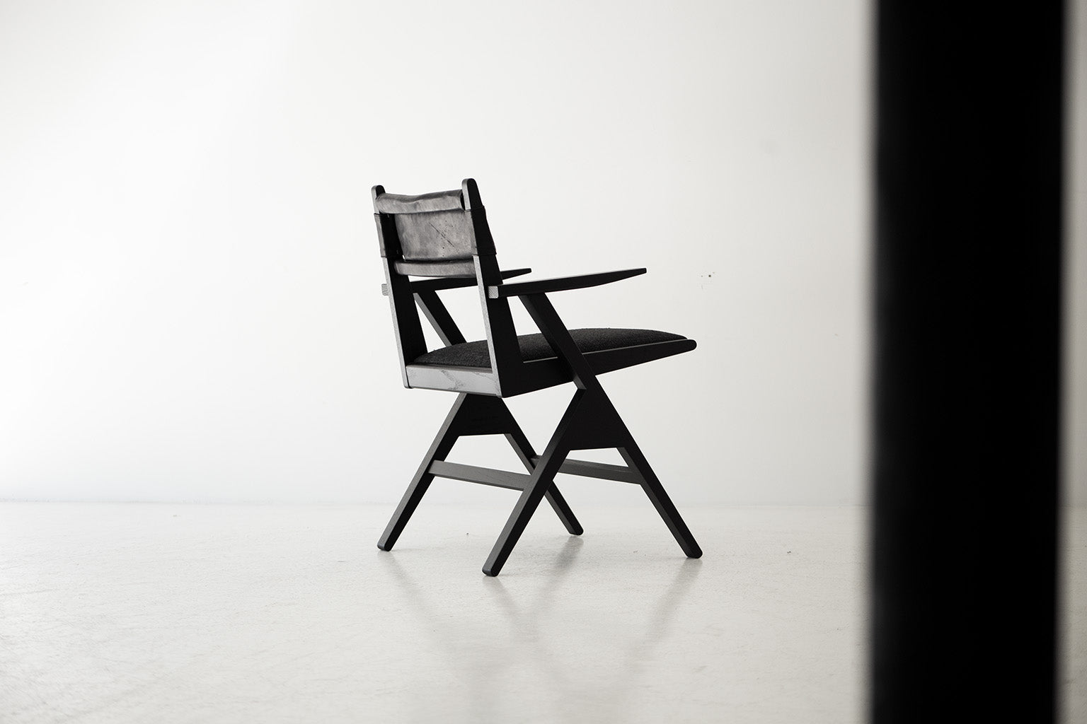 Vita-Modern-Dining-Chair-1922-04