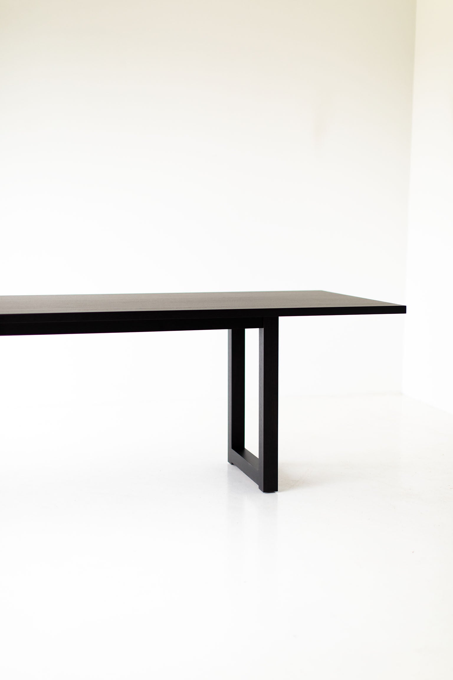 black-dining-table-08