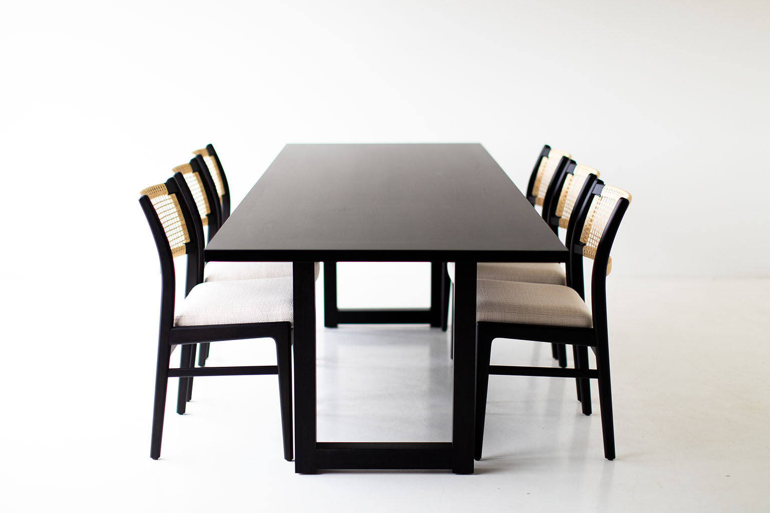 black-dining-table-10