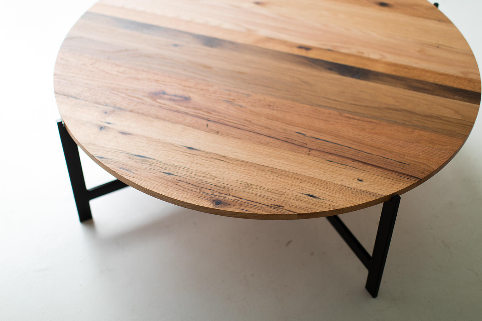 Modern-Round-Coffee-Table-08