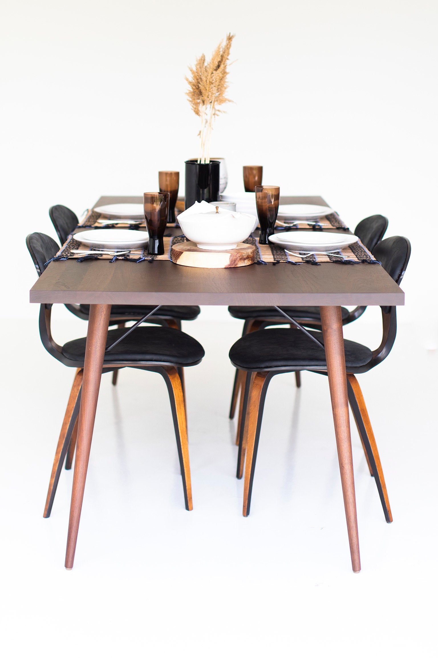 modern-walnut-dining-table-05