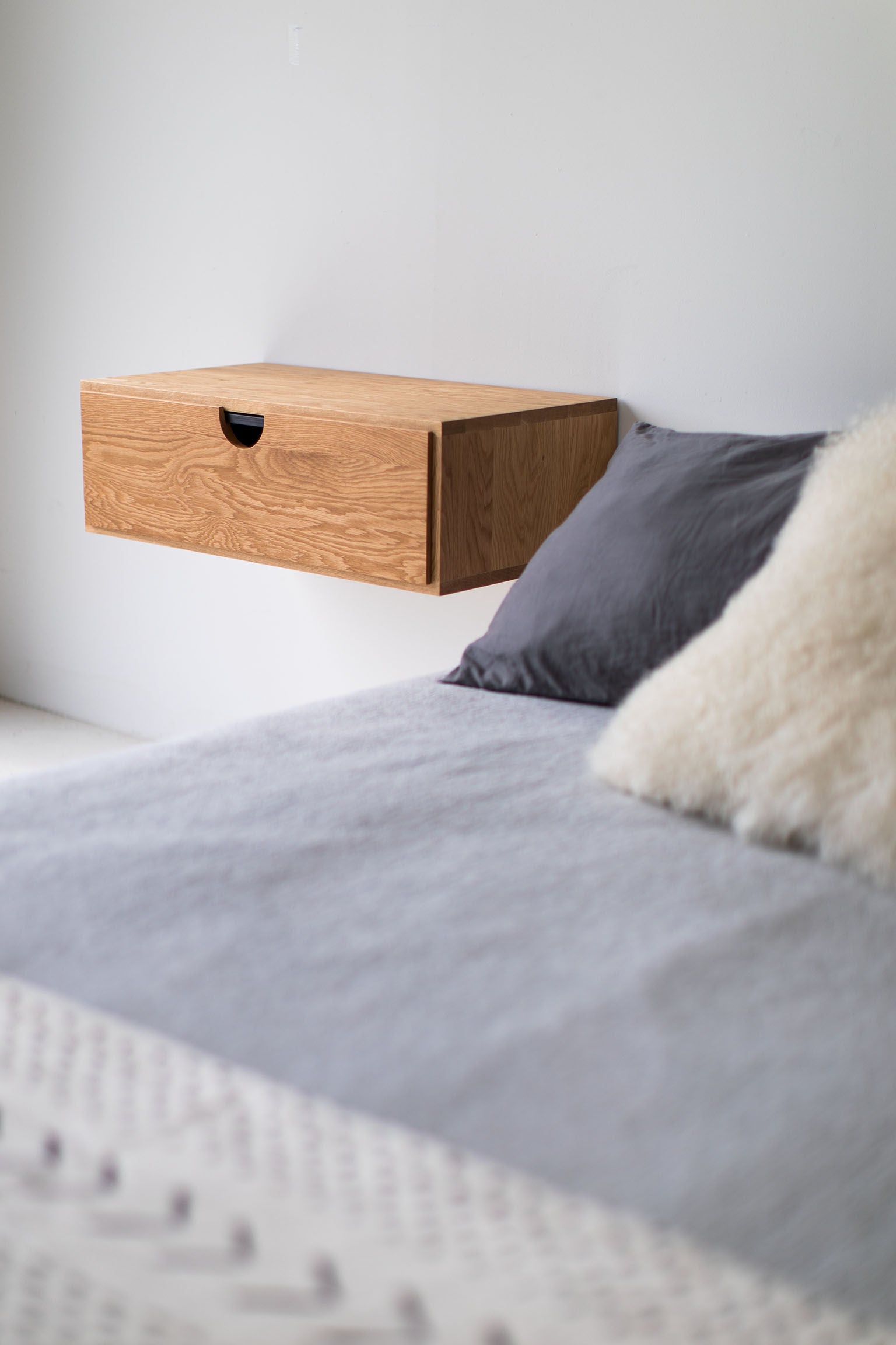 Simple Floating Nightstand - 1119 - Cali Collection
